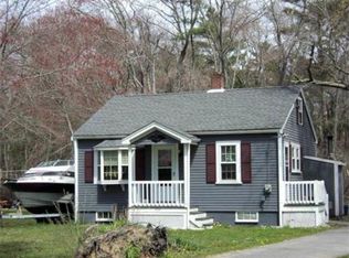 903 Point Rd, Marion, MA 02738