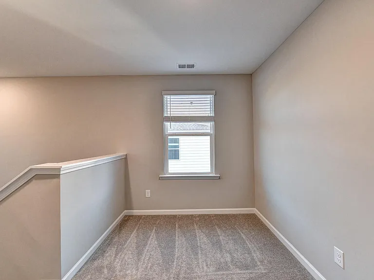 192 Golden Eagle Pkwy — Photo 28