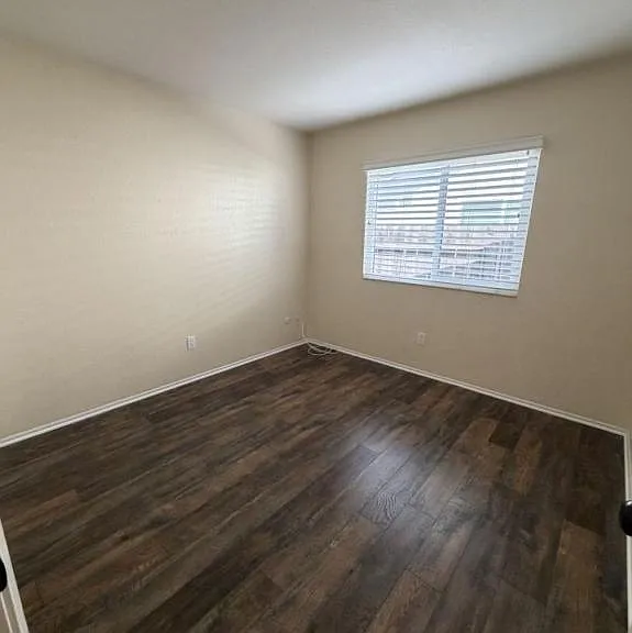11304 Ganesta Rd — Photo 5
