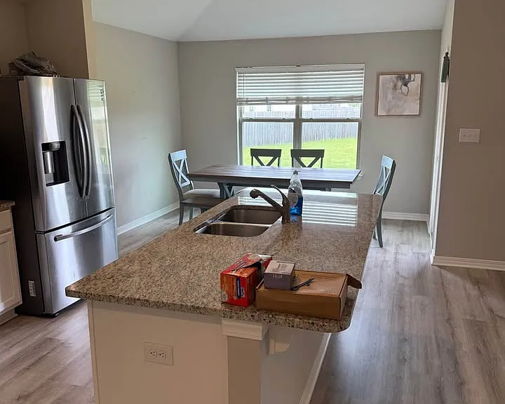 10948 Cord Ave — Photo 4