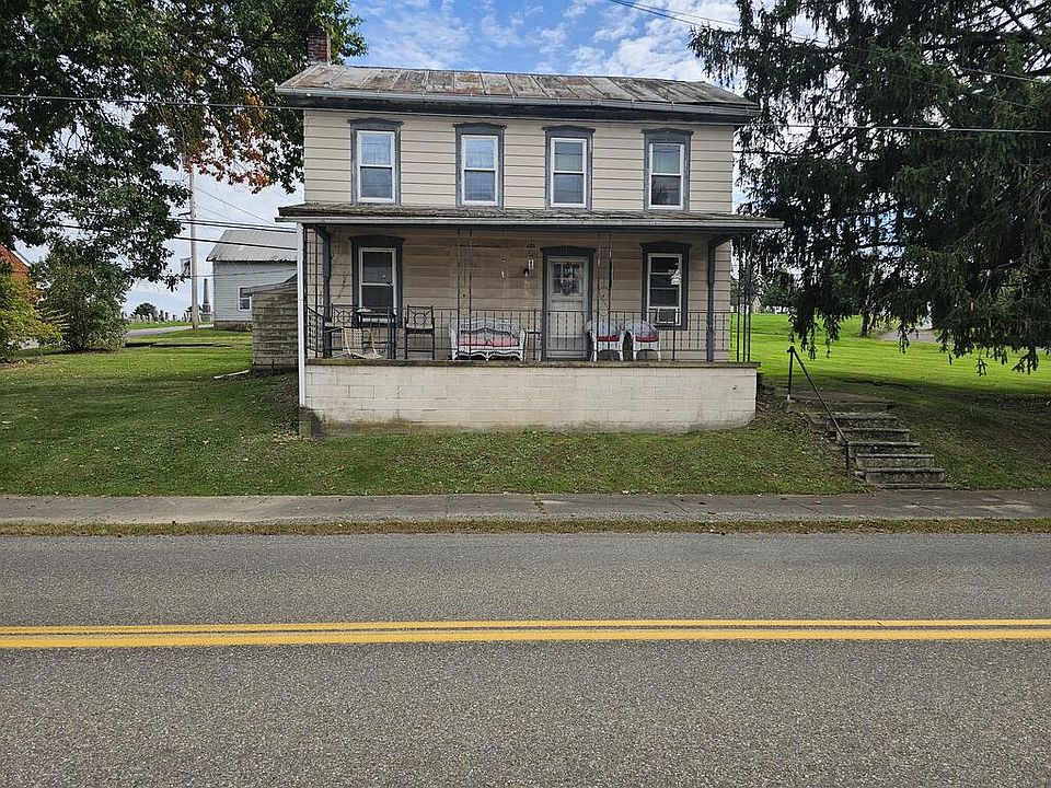 1st image of 52 Strawberry Ridge Rd