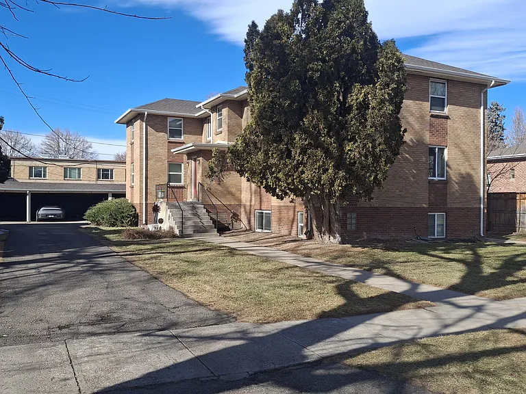 1535 Hudson St #6 — Photo 1