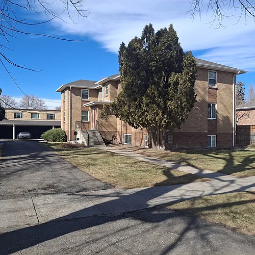 1535 Hudson St #6 Photo 1