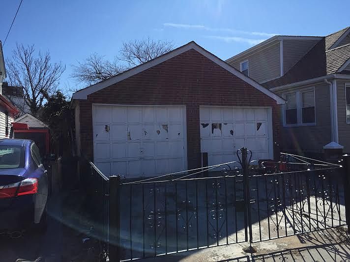 1st image of 16142 128th Ave