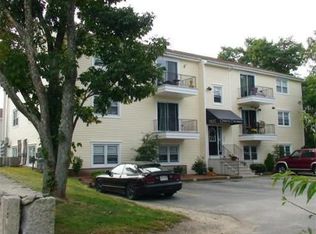 5300 N Main St APT 4, Fall River, MA 02720
