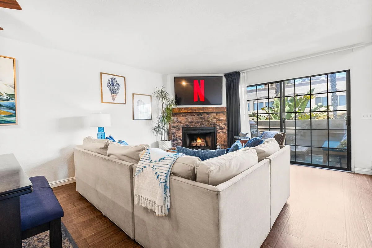 Unit Photo - 727 Seacoast Dr