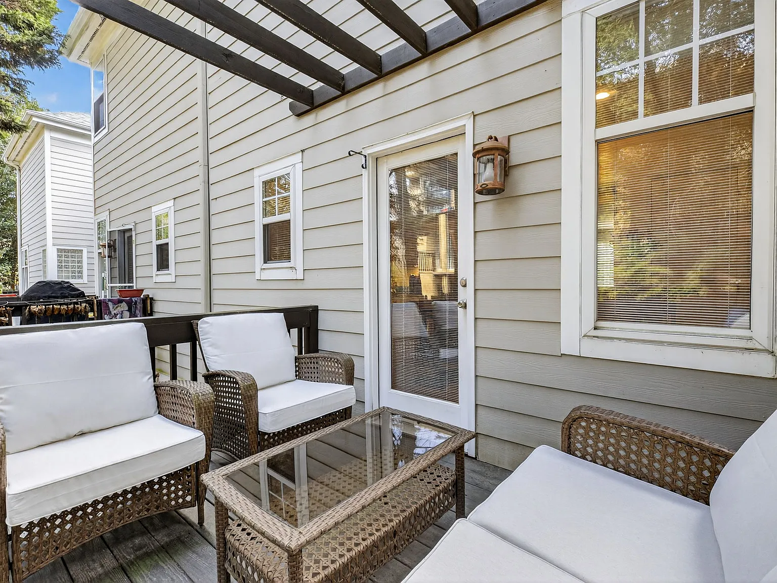604 Scales Towne Ct — Photo 4