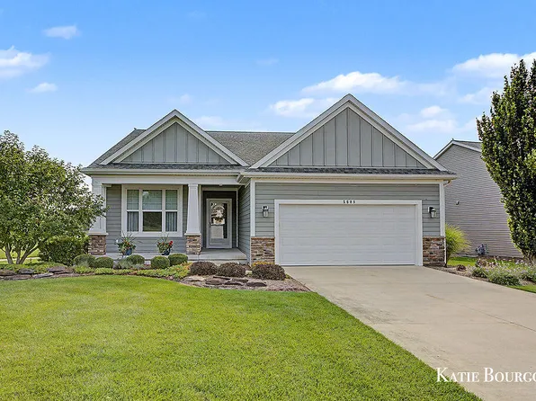 5608 Stony View Dr NE #21, Belmont, MI 49306