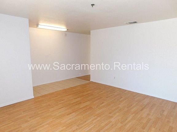 5th image of 6025 Ehrhardt Ave