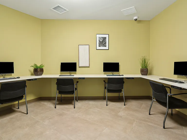 Four Corners Apartments — Photo 17