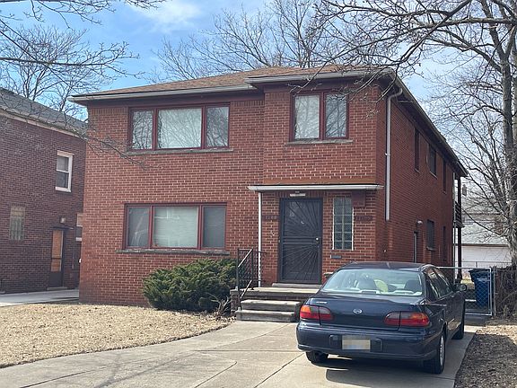 2nd image of 17195 Greenlawn Ave