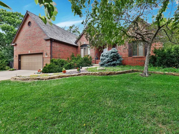 7408 E Magill Ln, Wichita, KS 67206