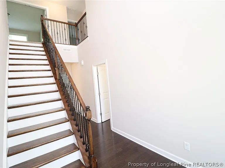 240 Mystwood Hollow Cir — Photo 5