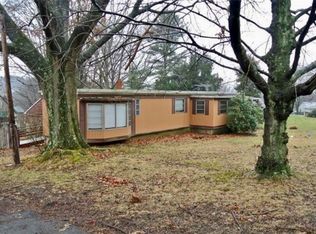 118 Lehigh Dr, Leechburg, PA 15656