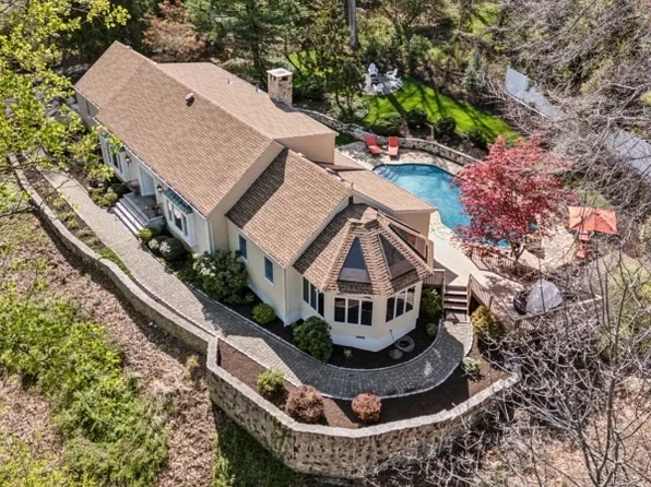 445 PHILLIP LANE, Watchung Boro, NJ 07069