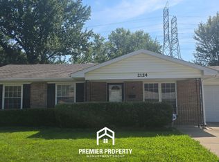 2124 Foggy Bottom Dr, Florissant, MO