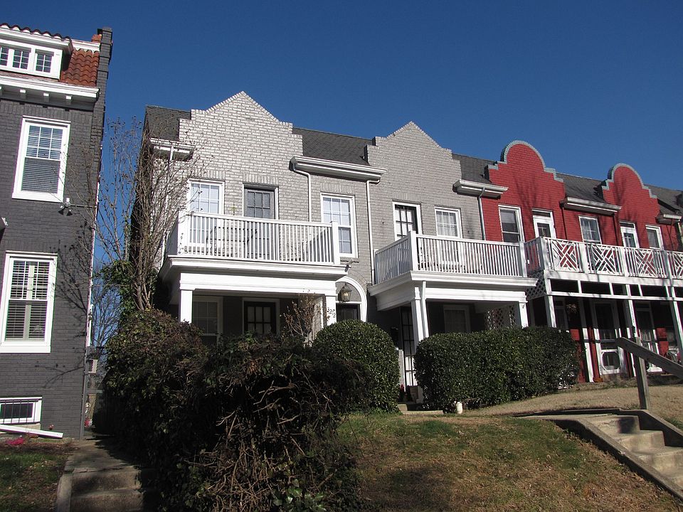 1st image of 3212 Stuart Ave APT C