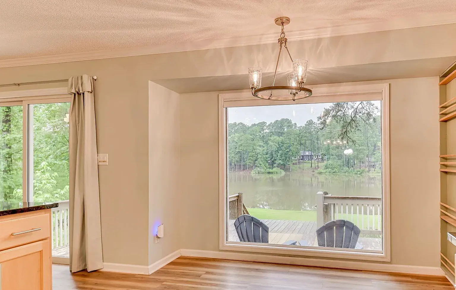 3 bed, 1829 sqft, $2,200 — Photo 3
