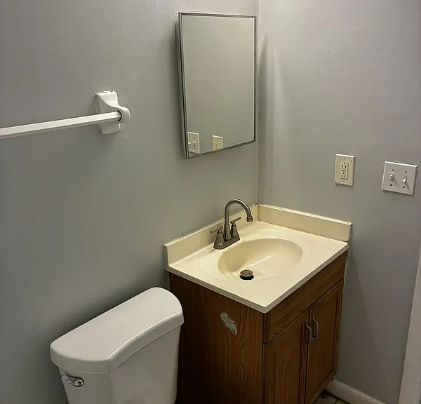 5219 Plymouth St — Photo 9