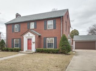 830 Russet St, Racine, WI 53405