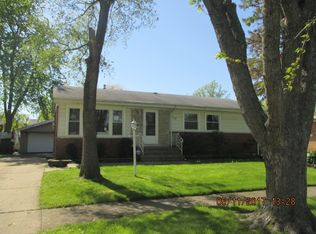 130 Grace Ln, Chicago Heights, IL
