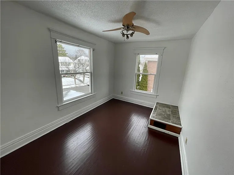 238 E Leasure Ave #2 — Photo 7