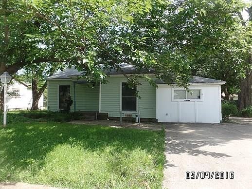 1st image of 600 Cedar Dr