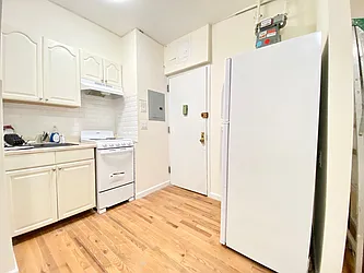 Rented by Voro Purple LLC