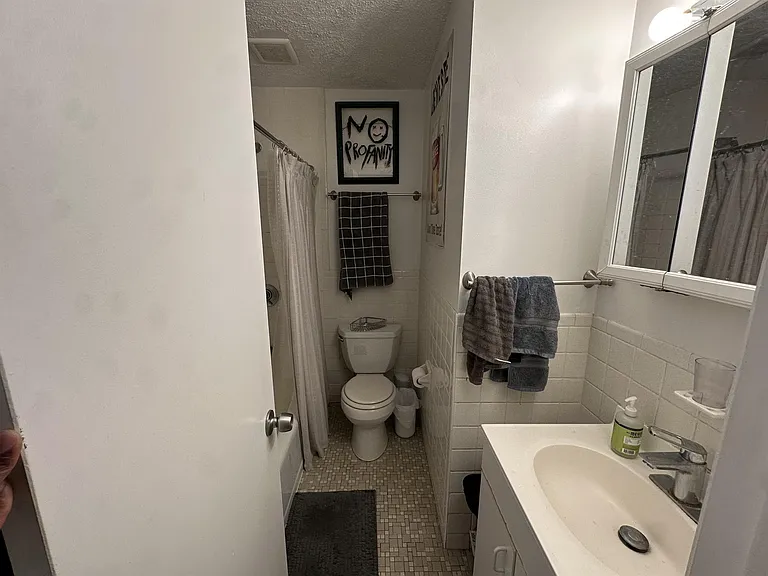 285 Harvard St — Photo 11