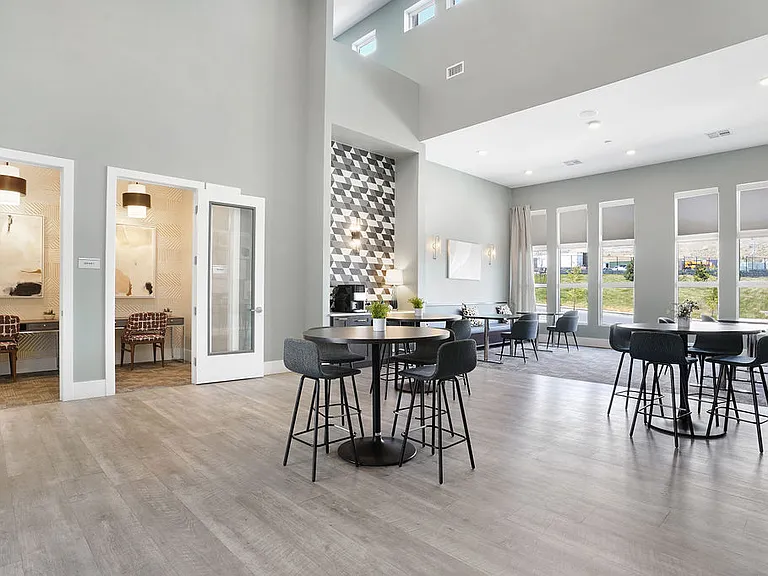 Valley View — Photo 12