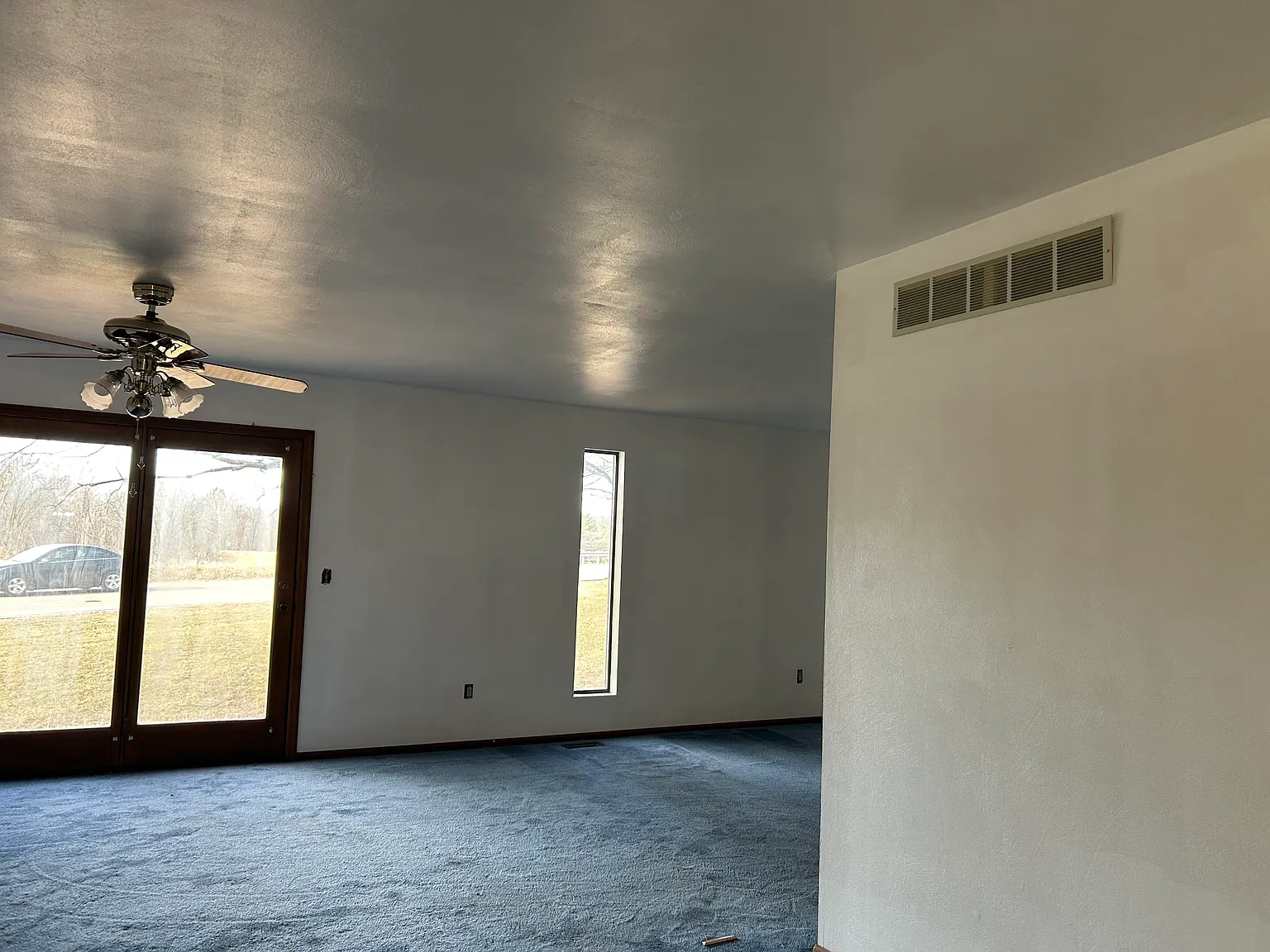 4 bed, 3300 sqft, $2,600 — Photo 4