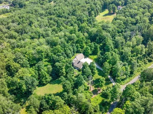 9 George Hill Rd, Grafton, MA 01519