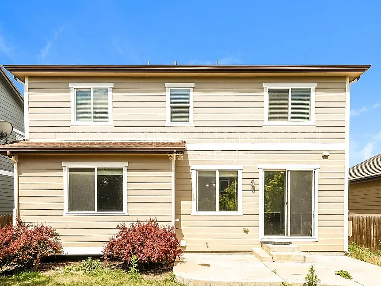 9760 Memphis St — Photo 37