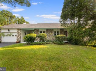 1224 W Main St, Lansdale, PA 19446