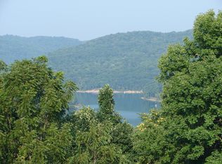 Pleasant St, Fairmont, WV 26554