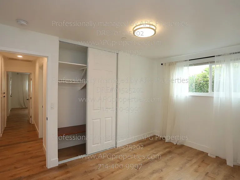 829 N Elmwood St — Photo 12