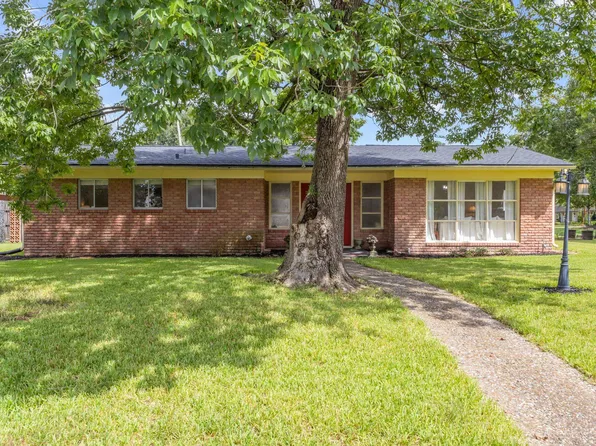 1720 Rikisha Ln, Beaumont, TX 77706
