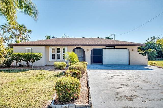 1st image of 7451 Barrancas Ave