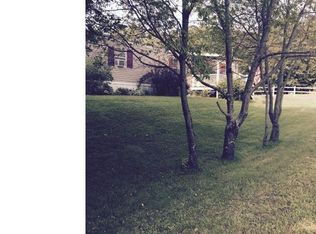 122 Dutch Dr, Farmington, ME 04938