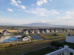 527 W Mountain View Rd, Lehi, UT 84043