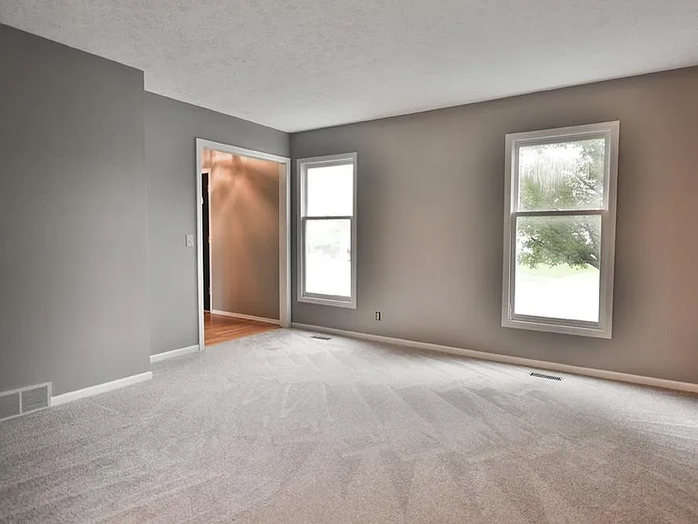 16112 Decatur St — Photo 11