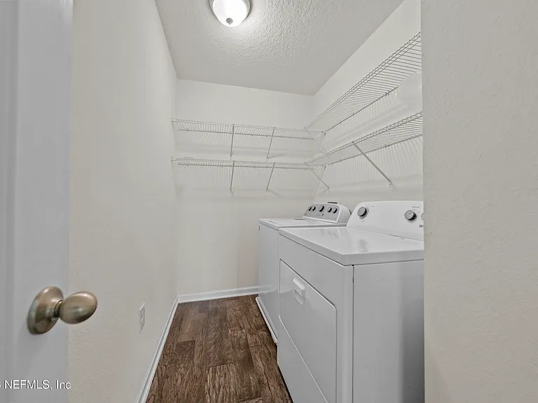 8279 Meadow Walk Ln — Photo 19
