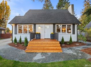 9031 32nd Ave SW, Seattle, WA 98126