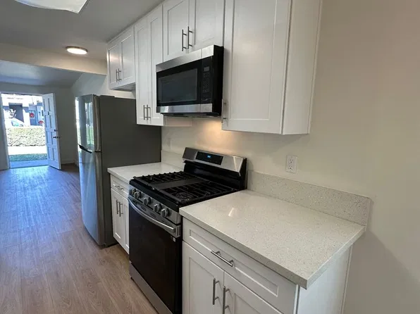 2226 Voorhees Ave, 2226 Voorhees Ave #E, Redondo Beach, CA 90278