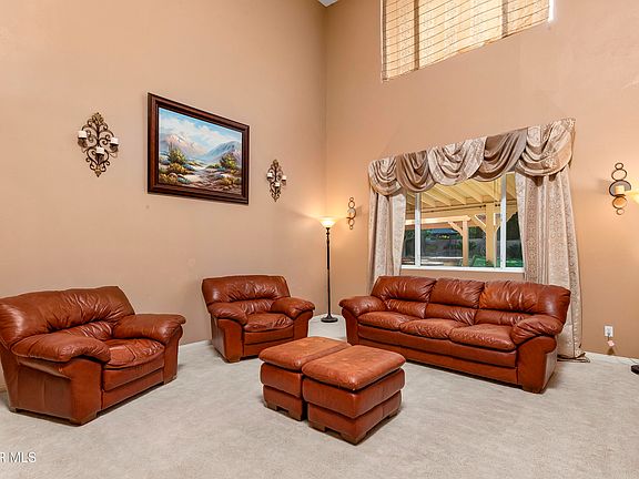 5th image of 40929 Woodshire Dr