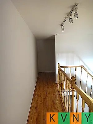 Rented by KVNY Soho | media 46