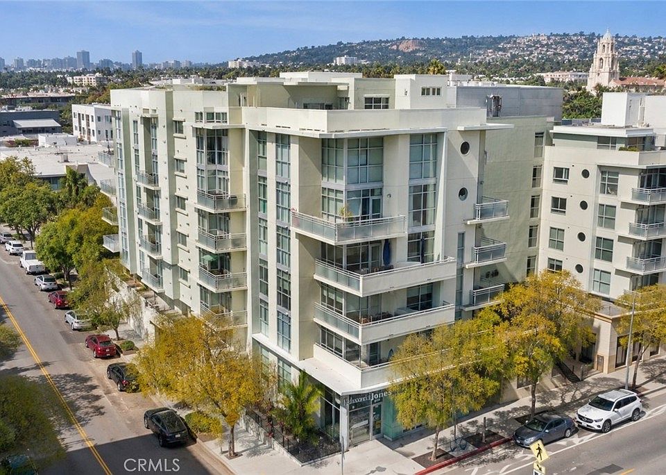1st image of 3812 Park Blvd Unit 206