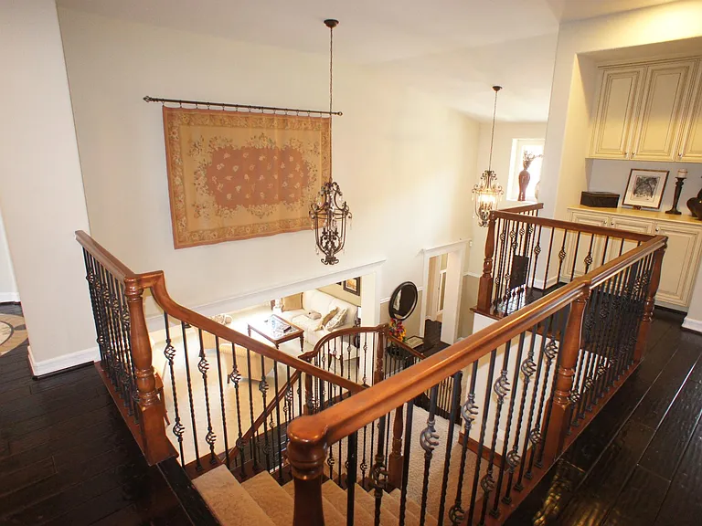 858 Genoa Way — Photo 6