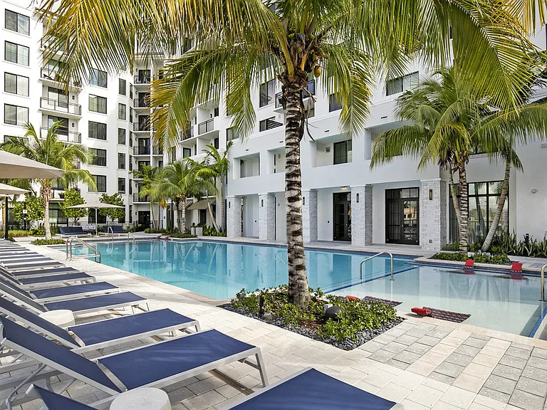 Indigo West Palm Beach — Photo 9