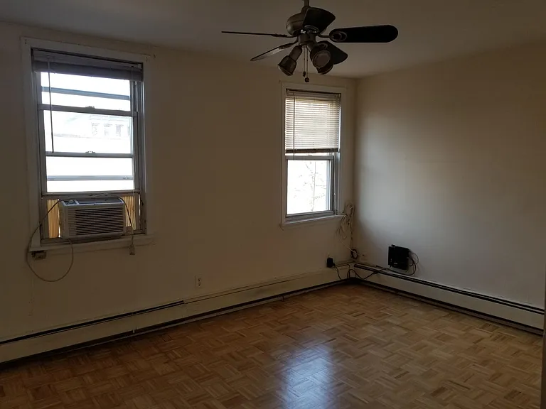 742 Garden St — Photo 6